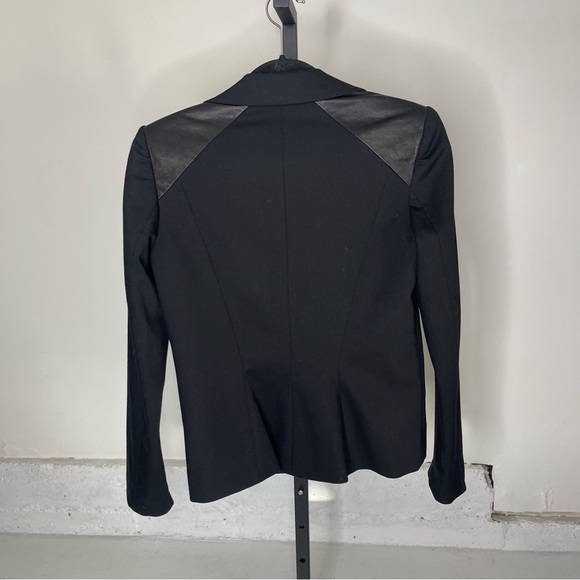 Alice + Olivia XS Black Blazer with Leather Accents - Picture 4 of 11